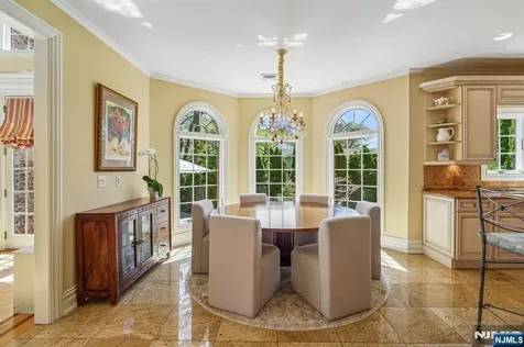 7 Jean Drive Englewood Cliffs NJ 07632