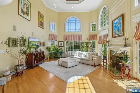 7 Jean Drive Englewood Cliffs NJ 07632