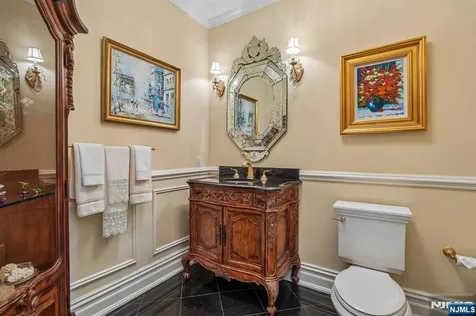 7 Jean Drive Englewood Cliffs NJ 07632