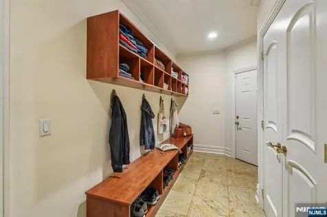 7 Jean Drive Englewood Cliffs NJ 07632