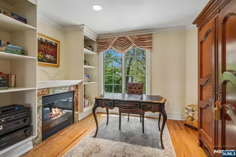 7 Jean Drive Englewood Cliffs NJ 07632