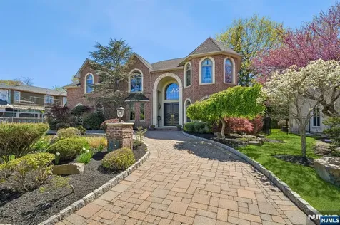 7 Jean Drive Englewood Cliffs NJ 07632