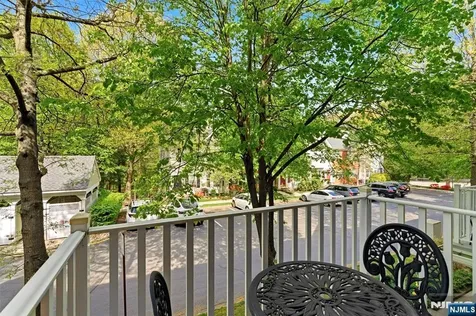 2063 Drake Court Mahwah NJ 07430