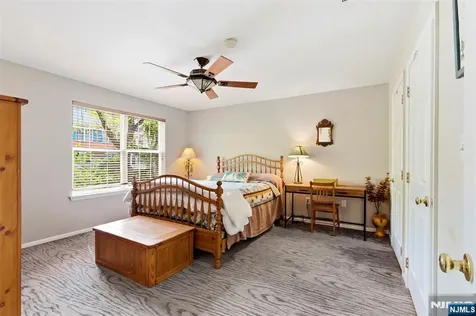 2063 Drake Court Mahwah NJ 07430
