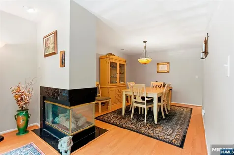 2063 Drake Court Mahwah NJ 07430