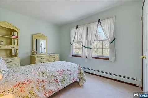 6 Fleming Court Washington Township NJ 07853
