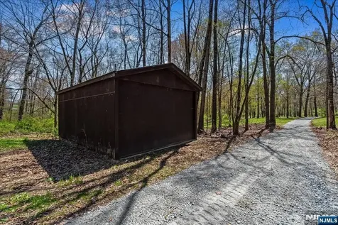 6 Fleming Court Washington Township NJ 07853