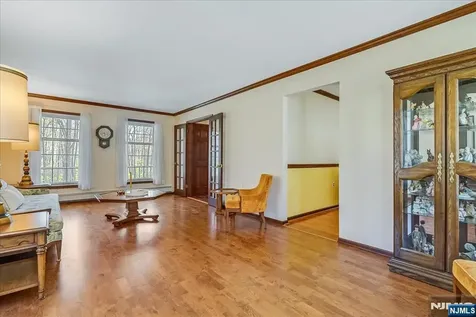 6 Fleming Court Washington Township NJ 07853