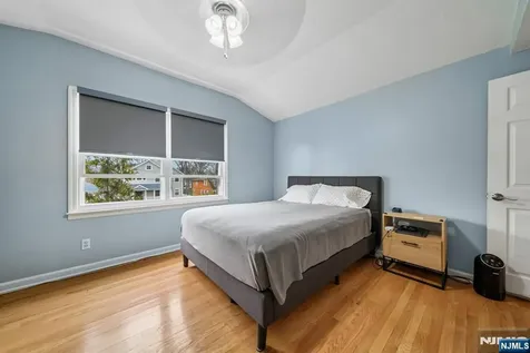 16 Lee Road Livingston NJ 07039