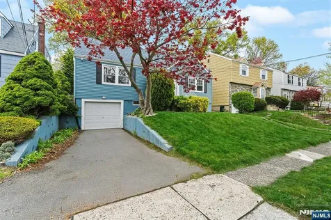 80 Ardmore Avenue Clifton NJ 07014