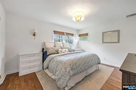 280 Eldon Court Ridgewood NJ 07450