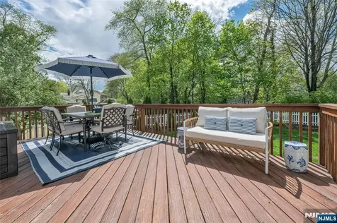 280 Eldon Court Ridgewood NJ 07450