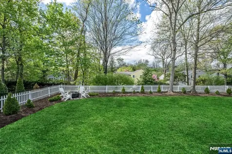 280 Eldon Court Ridgewood NJ 07450