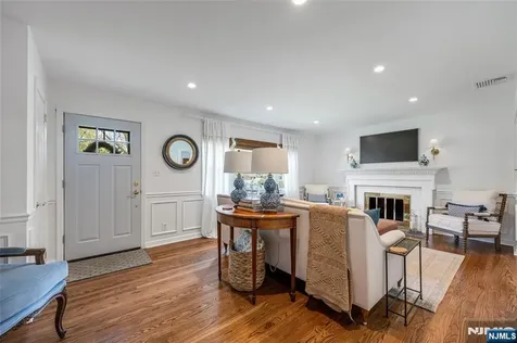 280 Eldon Court Ridgewood NJ 07450