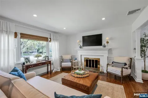 280 Eldon Court Ridgewood NJ 07450