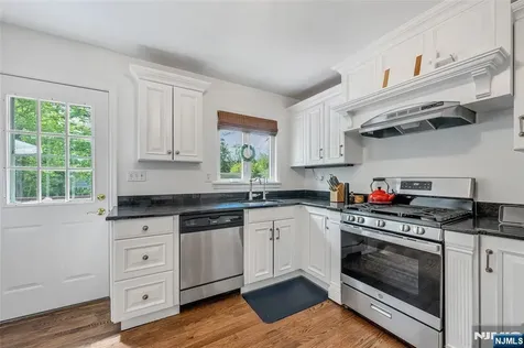 280 Eldon Court Ridgewood NJ 07450
