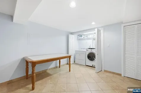 118 Manito Avenue Oakland NJ 07430
