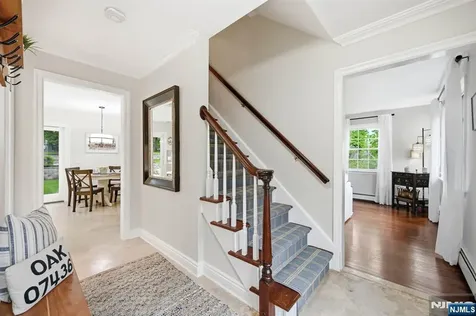 118 Manito Avenue Oakland NJ 07430
