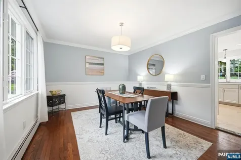 118 Manito Avenue Oakland NJ 07430