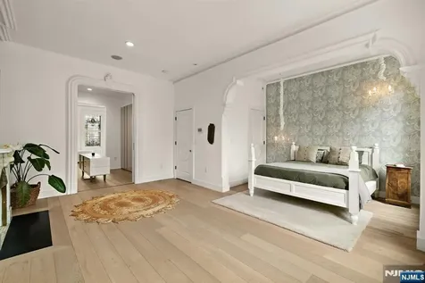 926 Hudson Street Hoboken NJ 07030