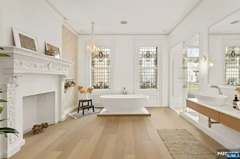 926 Hudson Street Hoboken NJ 07030