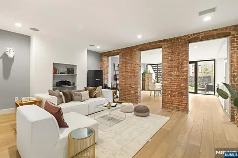 926 Hudson Street Hoboken NJ 07030