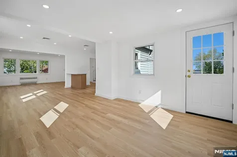 27 Mountainview Drive Clifton NJ 07013