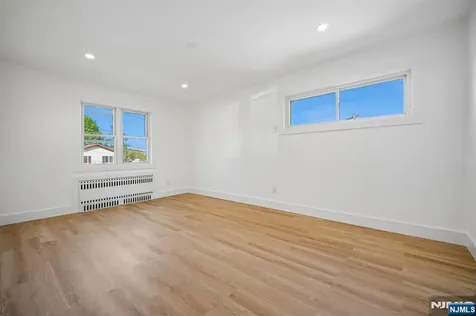 27 Mountainview Drive Clifton NJ 07013