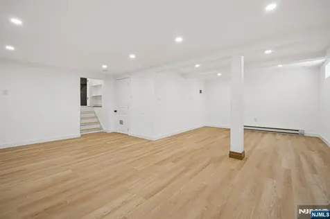 27 Mountainview Drive Clifton NJ 07013