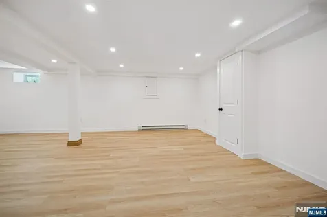 27 Mountainview Drive Clifton NJ 07013