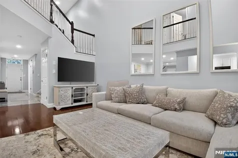 75 Washington Court Montville Township NJ 07082