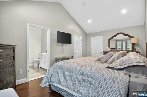 75 Washington Court Montville Township NJ 07082