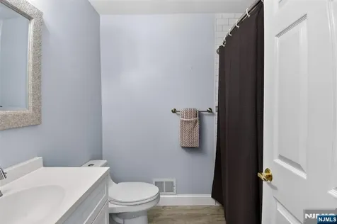 75 Washington Court Montville Township NJ 07082