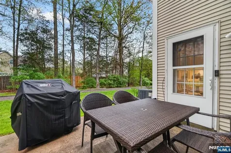 75 Washington Court Montville Township NJ 07082