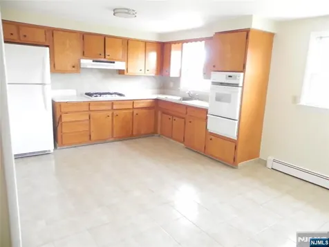 2 Tuve Lane South Hackensack NJ 07606