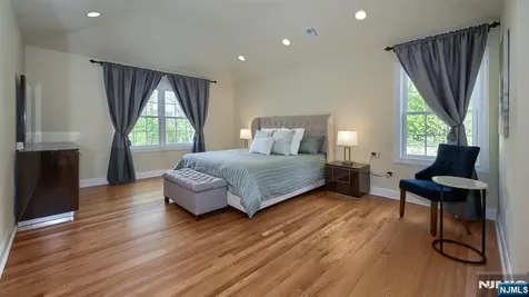14 Dehart Wayne NJ 07470