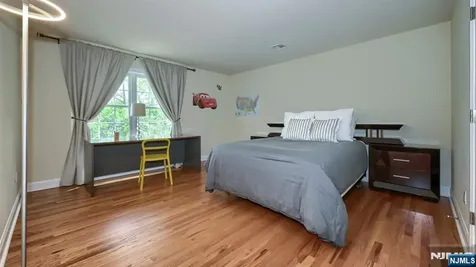 14 Dehart Wayne NJ 07470