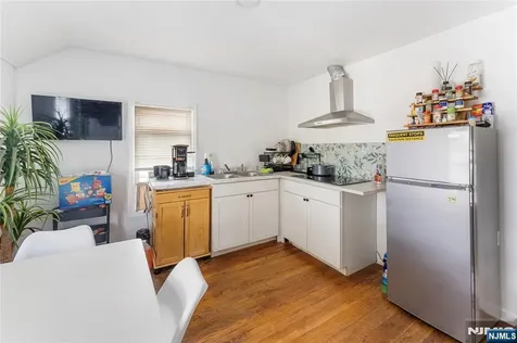 100 Washington Place Teaneck NJ 07666