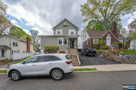 100 Washington Place Teaneck NJ 07666