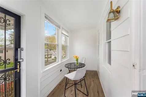 100 Washington Place Teaneck NJ 07666
