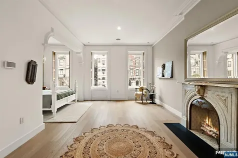 926 Hudson Street Hoboken NJ 07030