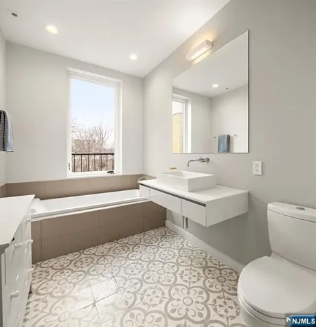 926 Hudson Street Hoboken NJ 07030
