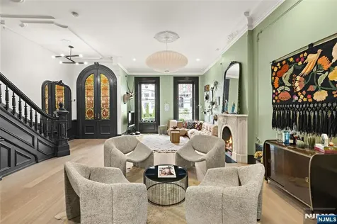 926 Hudson Street Hoboken NJ 07030