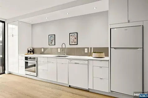 926 Hudson Street Hoboken NJ 07030
