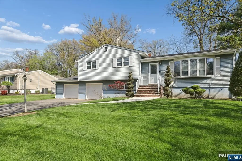 35 Robin Road Wayne NJ 07470