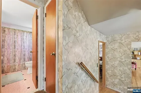 35 Robin Road Wayne NJ 07470