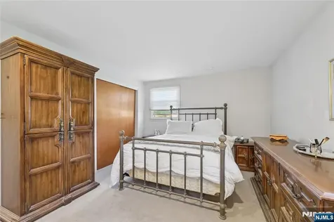 35 Robin Road Wayne NJ 07470