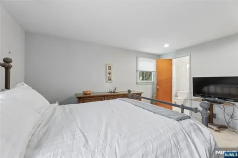 35 Robin Road Wayne NJ 07470