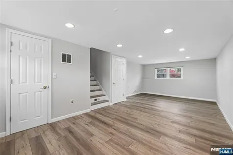 35 Robin Road Wayne NJ 07470