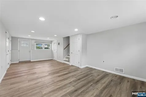35 Robin Road Wayne NJ 07470